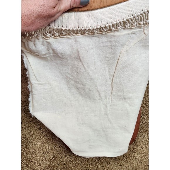 Vintage Macrame Crochet Hand Bag with Wooden Handle Cream Beachy Boho Lined - Picture 9 of 12